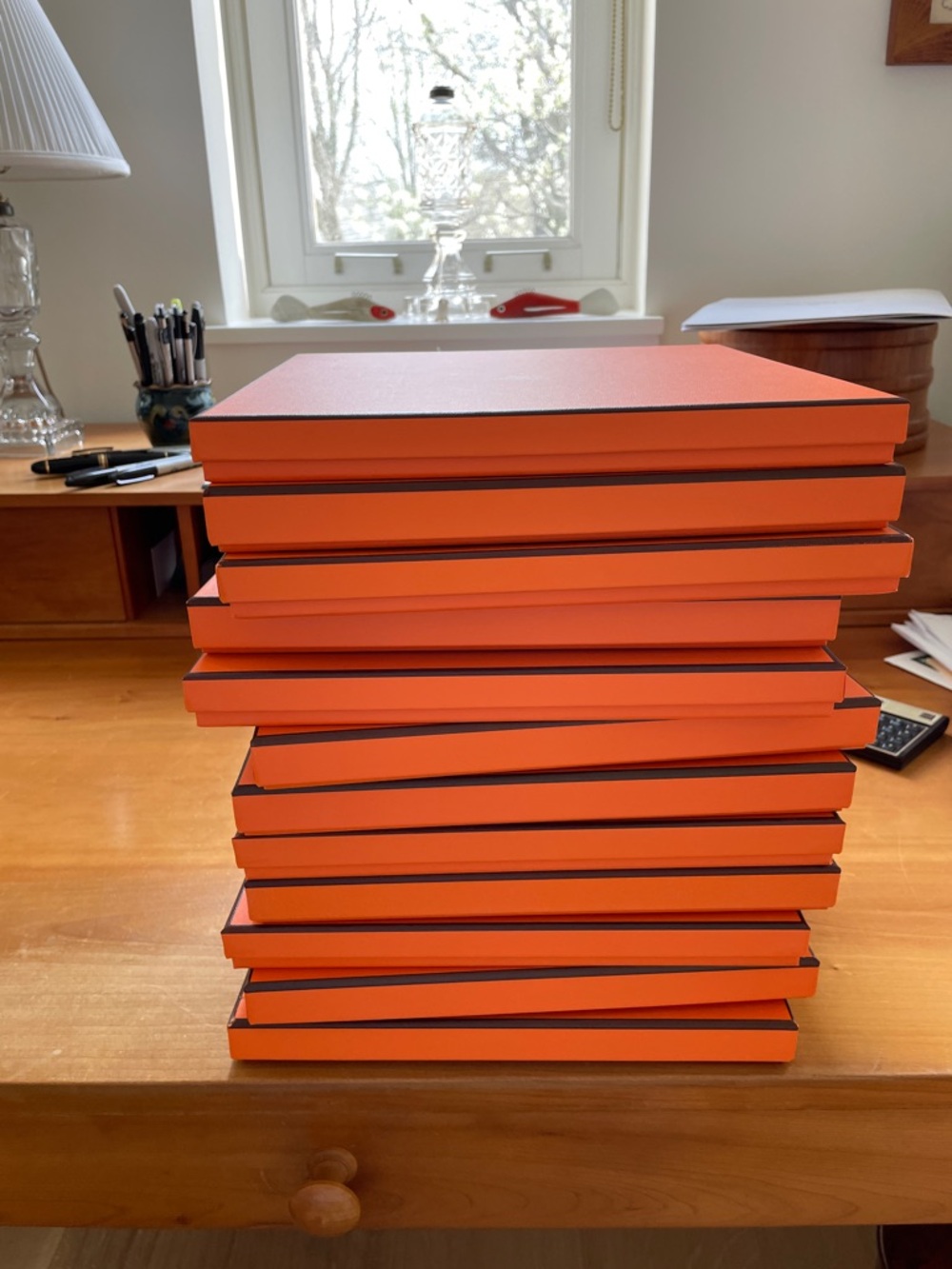 Hermès Orange Square Gift Boxes - Set of 12 Small Lids - Picture 2 of 4